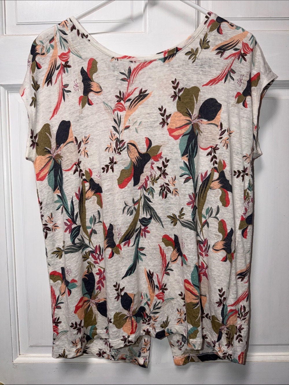 Rachel Zoe Cream Floral Scoop Neck Short Sleeve Tee